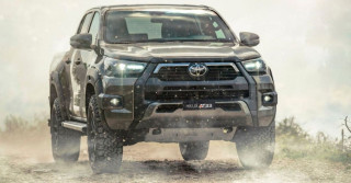 toyota-hilux-at33-by-arctic-trucks-2022-01-20220506204200-1600x1066-1-1