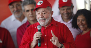 63760944_Ex-pres-Luiz-Inacio-Lula-da-Silva-participa-do-Seminario-em-comemoracao-aos-30-anos-do