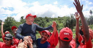 LULA INVASÃO DO MST