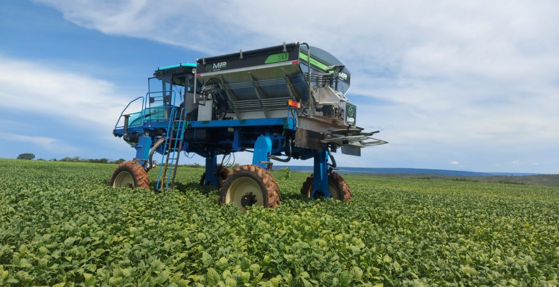 Equipamentos hoje saem de fábrica com tecnologias que auxiliam o produtor rural no dia a dia da fazenda