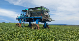 Equipamentos hoje saem de fábrica com tecnologias que auxiliam o produtor rural no dia a dia da fazenda