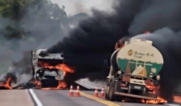 Caminhões queimados em ato golpista bloqueiam rodovia em MT: ‘meteram bala’