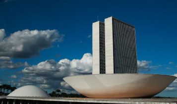 Especialistas debatem regulamentação da lei de autocontrole agropecuário