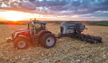 Massey Ferguson lança nova versão da plantadeira Momentum na Expodireto Cotrijal