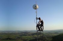 Torre da Internet - instalador - subindo torre 1