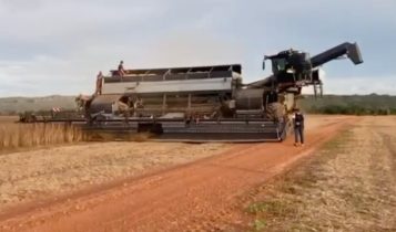 mega trator que faz tudo no brasil1