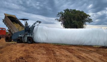 Nova embolsadora autopropelida torna o armazenamento de silagem versátil e eficiente