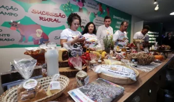 Jovens agricultores cobram políticas para permanência no campo