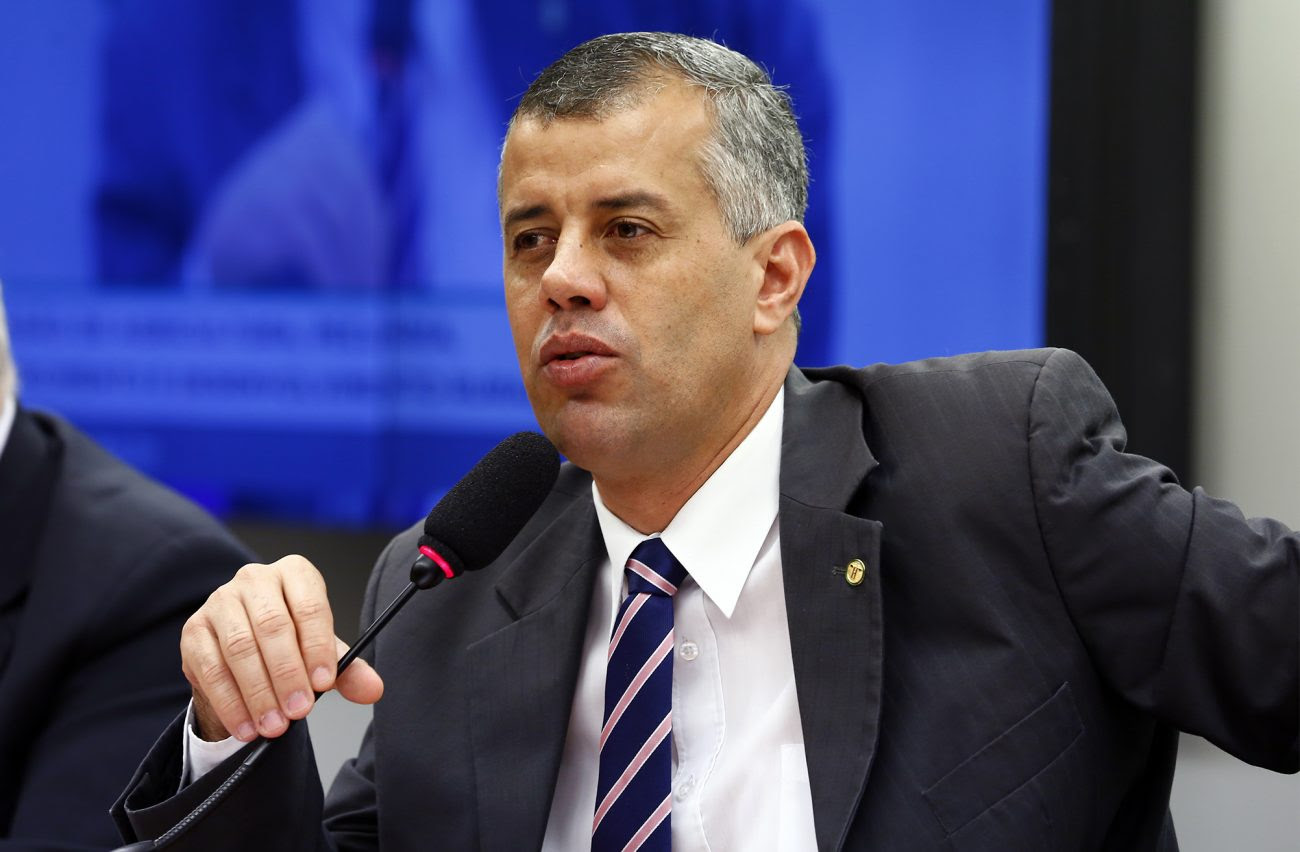 deputado Evair Vieira de Melo (PP-ES)