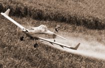 pulverização aerea com aviao - lavouras