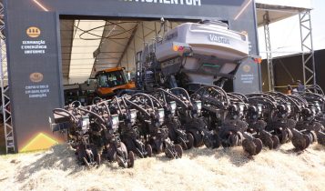Valtra lançou, na manhã de terça-feira (2), durante a 28ª Agrishow, máquinas agrícolas;