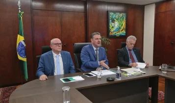 Carlos-Fávaro-cooperativas