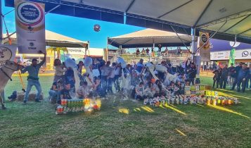Tradicional banho de leite marca a Expointer