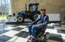 trator-com-acessibilidade-new-holland-