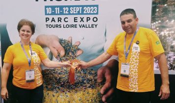 Casal paranaense é premiado no Mundial de Queijo da França