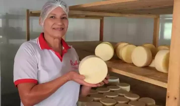 Cidade mineira ensina como usar o queijo para vencer a seca