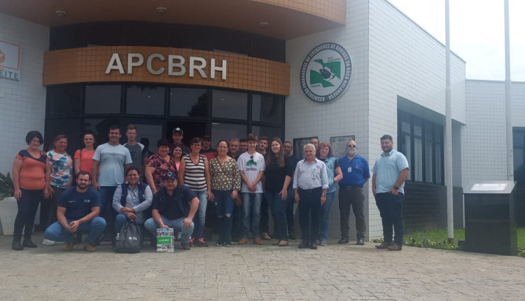 Missão técnica ao Paraná reforça a importância da qualidade do leite