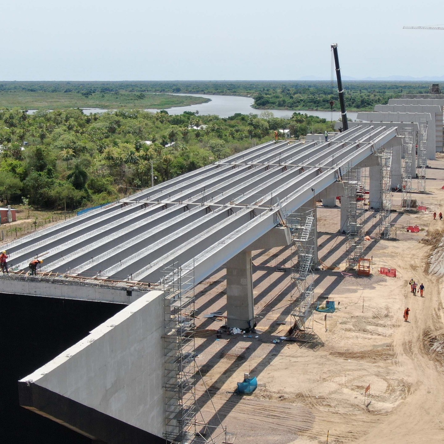 ponte em construcao - rota bioceanica