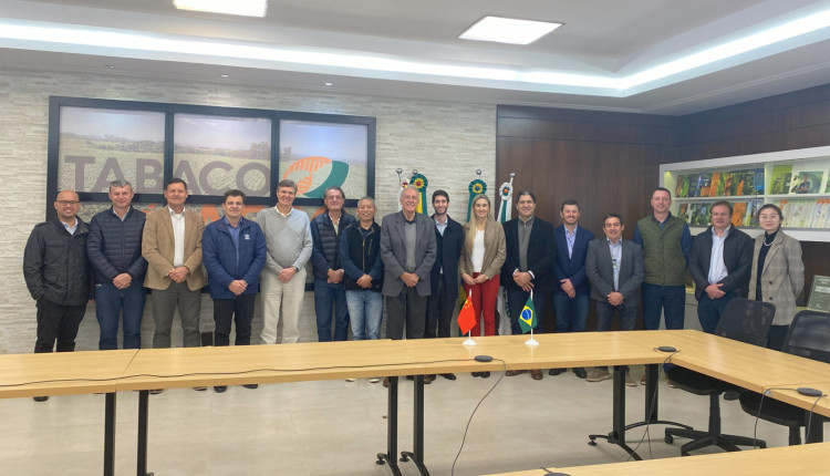 BRASIL/CHINA - Reunião formaliza encerramento da pré-inspeção do tabaco brasileiro