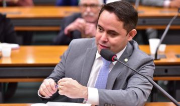 Gabriel Mota relatou a proposta Fonte: Agência Câmara de NotíciasGabriel Mota relatou a proposta Fonte: Agência Câmara de Notícias