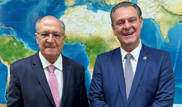 Fávaro e Alckmin se reúnem com vice-presidente da China para fortalecer as relações comerciais