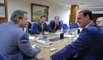 Ministro Fávaro apresenta cenário da agropecuária brasileira ao ministro Haddad