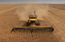 New Holland Agriculture - CNH Industrial - nova colheitadeira CR 10.90 Intellisense - fotao top