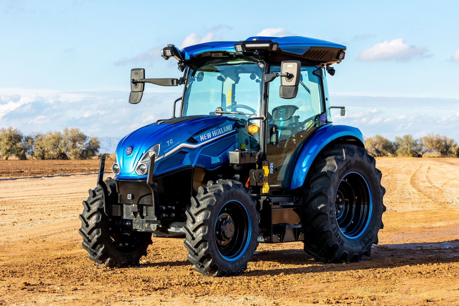 New Holland é vencedora do Good Design Award 2023 com a colheitadeira CR11 e o trator T4 Electric Power