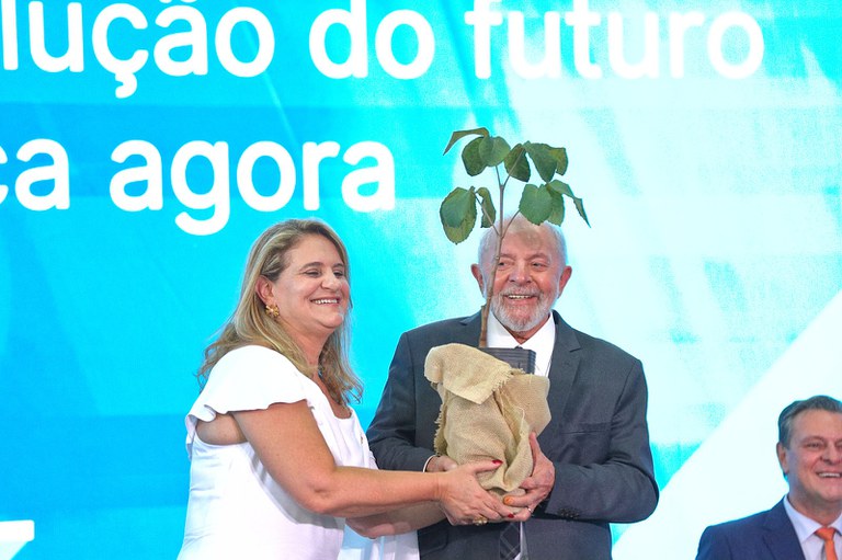 Lula e Fávaro reforçam compromisso na busca de mais investimentos para a Embrapa