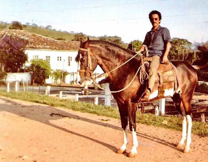 Dr. Sérvulo montado em Invasor de Passa Tempo.