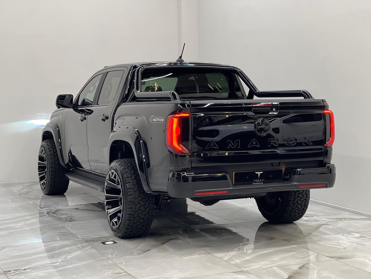 Amarok V6 vendida na europa - Terani customizacao