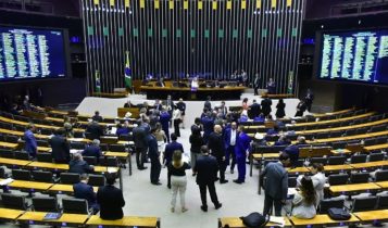 Congresso vai decidir se o Brasil terá – ou não – o maior imposto do mundo