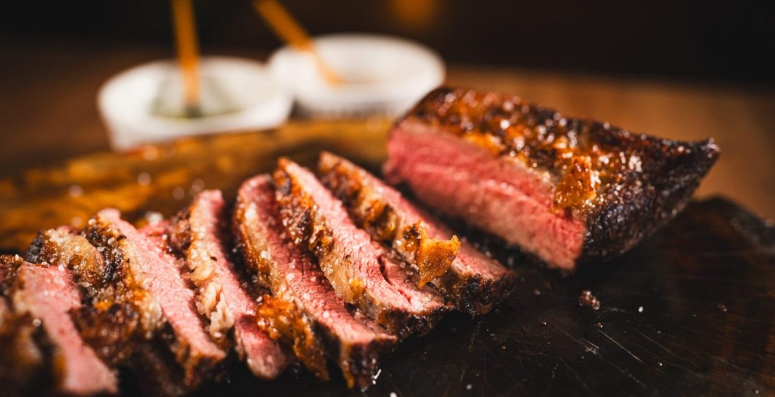 Defumação da carne, uma ciência do churrasco premium