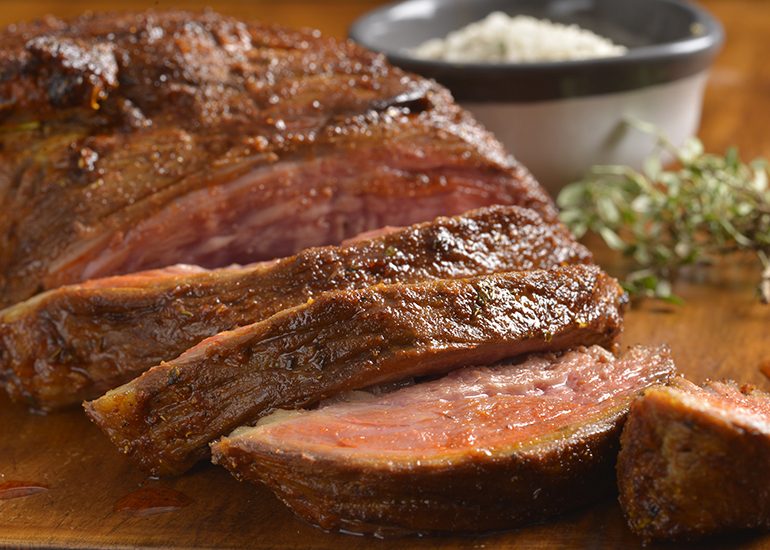 As 8 carnes mais saborosas para churrasco para o fim de semana