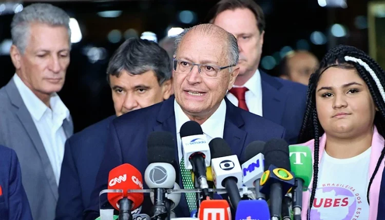 Alckmin diz que viagens que fará à Arábia Saudita e China vão elevar vendas e abrir mercados
