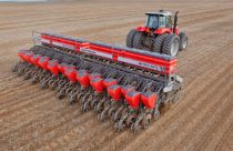 AGCO reverte lucro e tem prejuízo de US$ 367,1 milhões no 2º trimestre