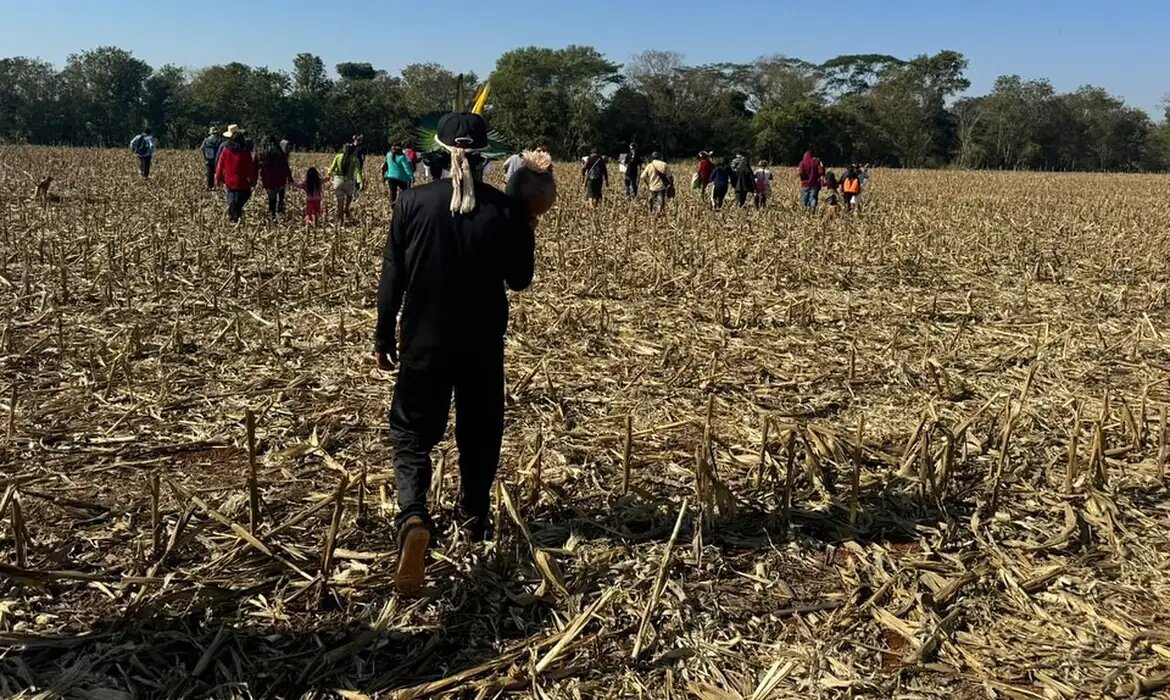 Justiça impede Funai de distribuir lona a indígenas de ocupação no PR