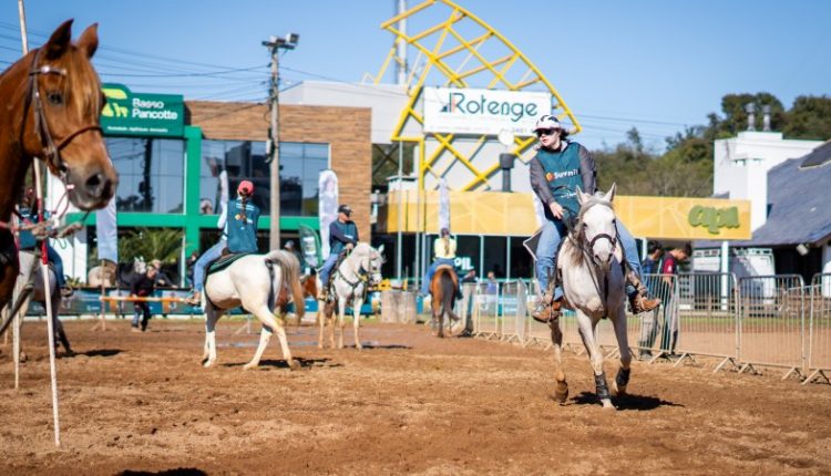 Competições seguem com programação variada até o último dia da feira