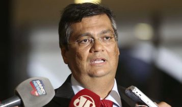 Dino vota no STF por suspensão da rede X e alega soberania nacional