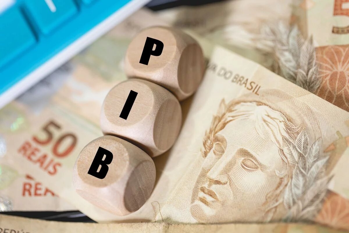 Projeção de alta do PIB de 2024 sobe de 2,96% para 3% no Focus do BC