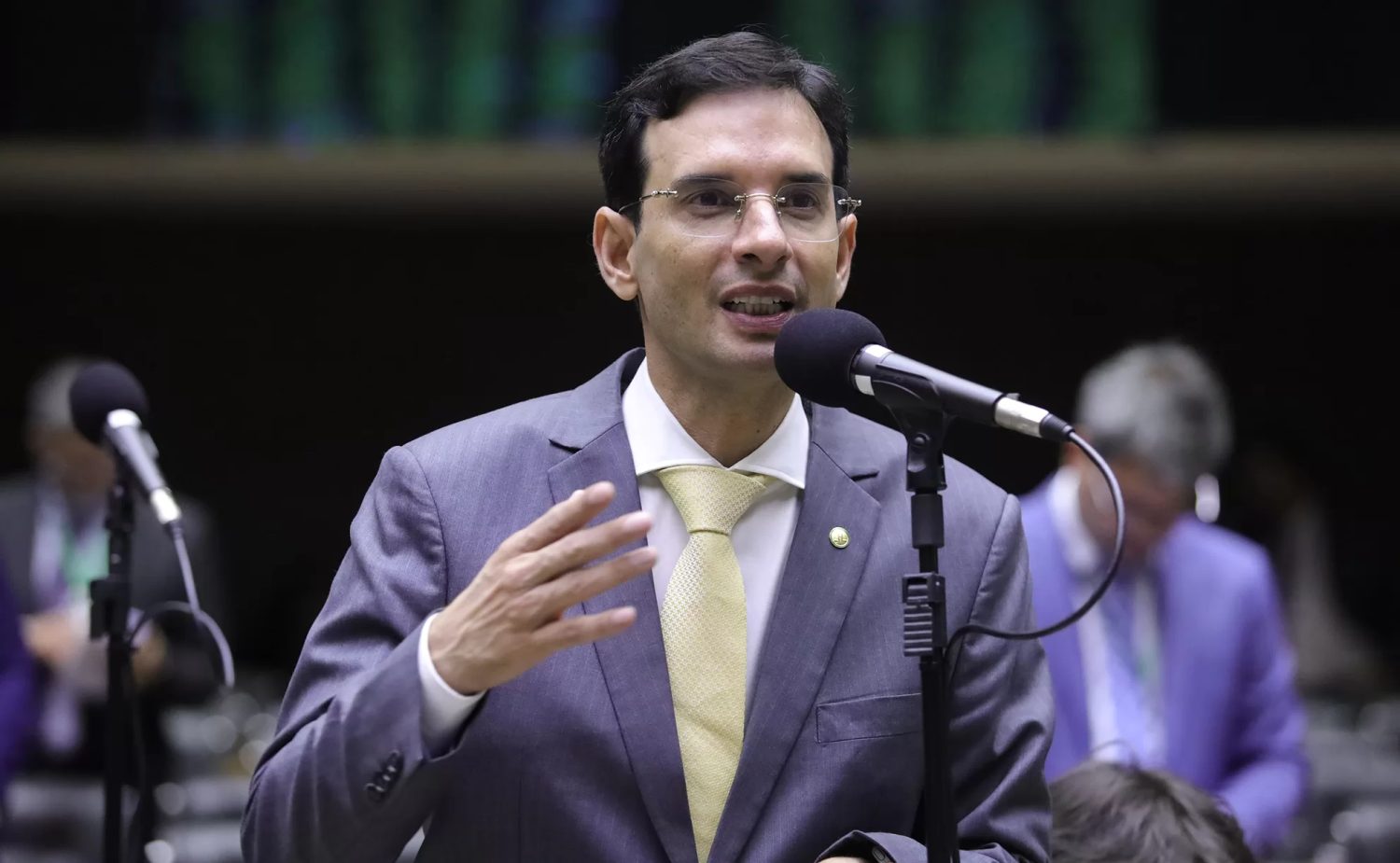 deputado federal leo prates da bahia