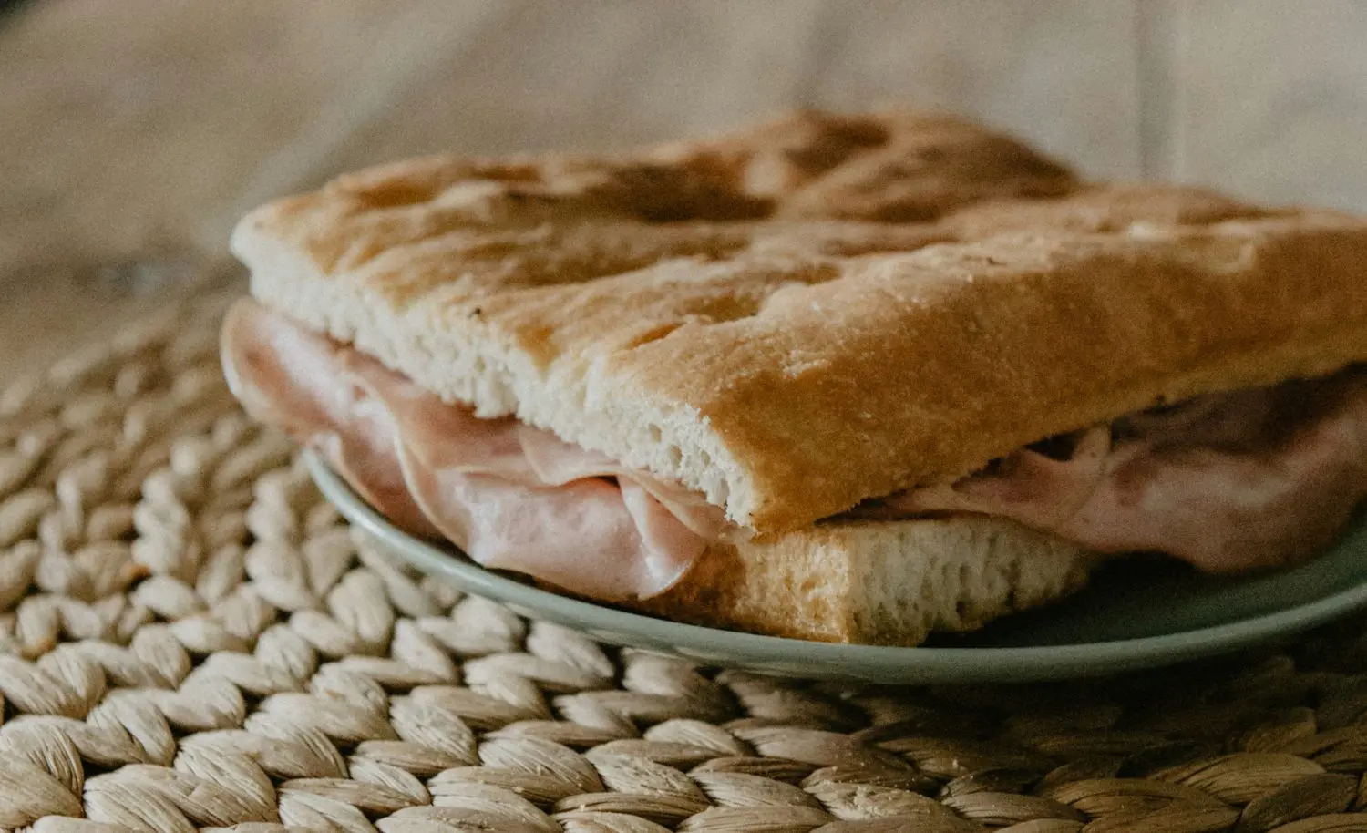 pao com mortadela - lanche