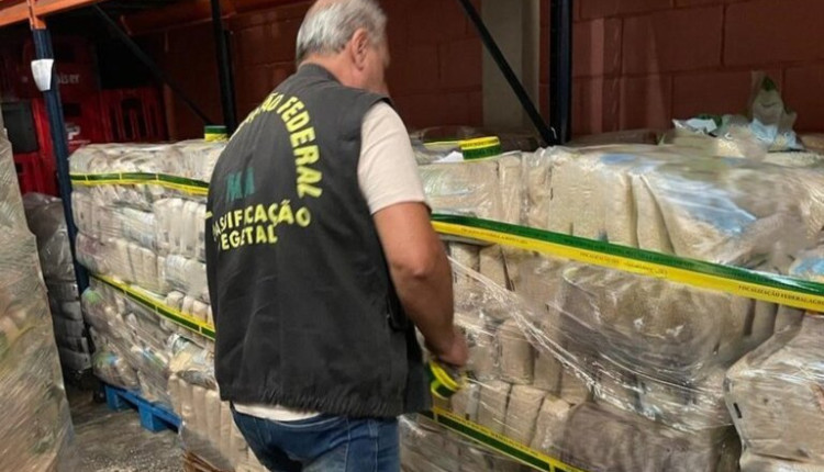 Fiscais retiram de rede de supermercados 10,5 mil quilos de arroz com disparidade de tipo