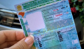 Nova CNH em 2025 só para carros automáticos? Entenda