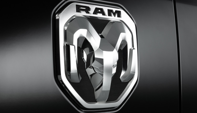 Logo RAM_1500_Limited_0055