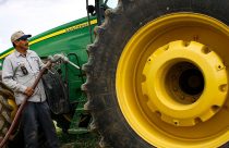 abastecimento de trator john deere com diesel s10