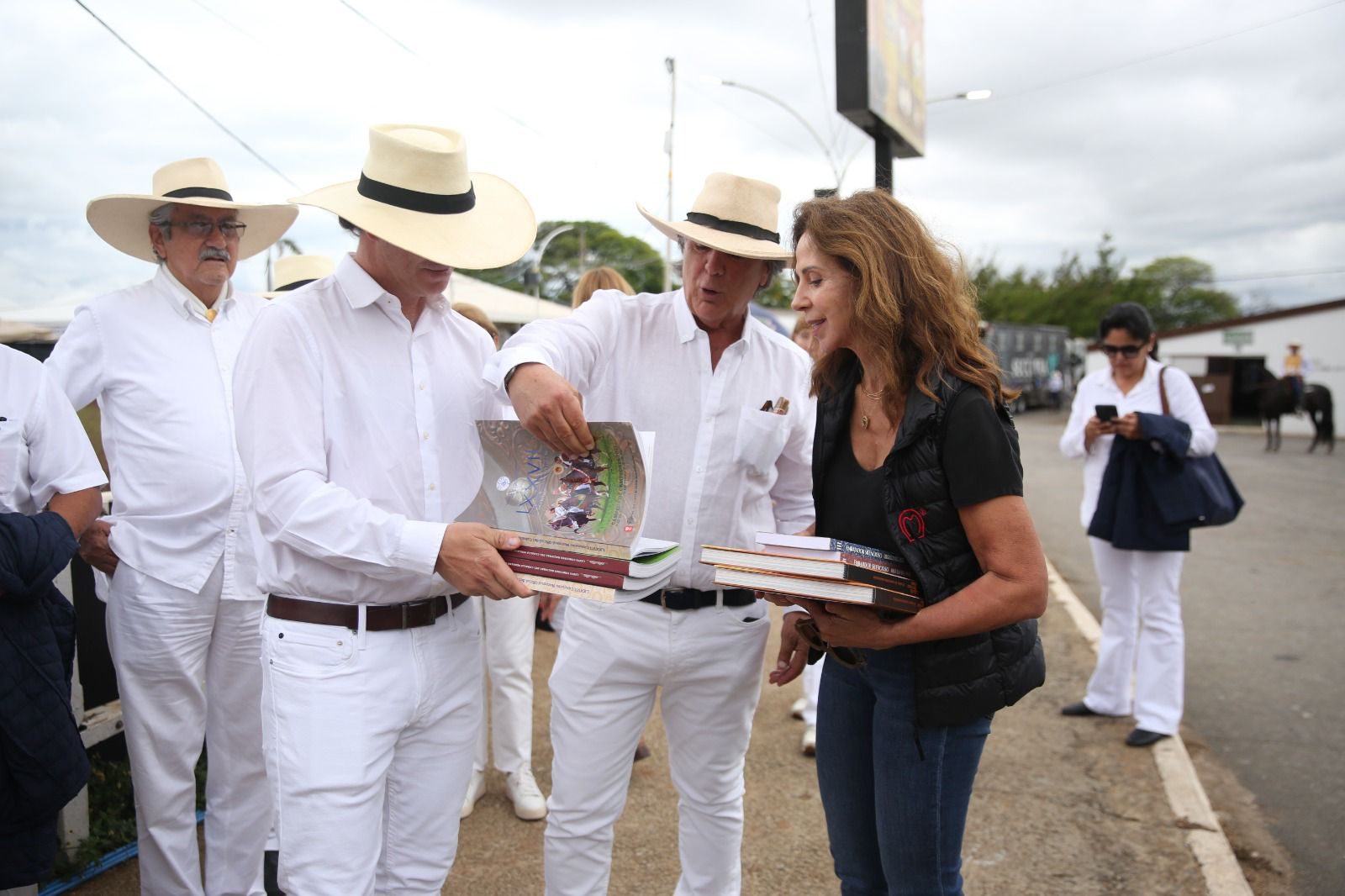 Criadores do Cavalo Peruano de Passo visitam o evento do Mangalarga Marchador em Montes Claros (MG)