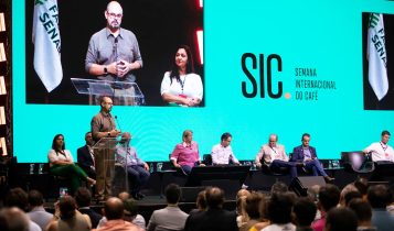 Sustentabilidade, tecnologia e tendências de consumo são destaques no primeiro dia da Semana Internacional do Café