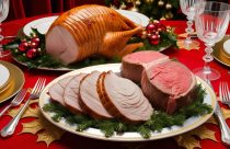 carne Chester, carne peru e carne tender em uma mesa posta de natal (1)