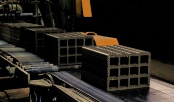 Em três anos, cinzas da casca de arroz já se tornaram mais de 4 milhões de tijolos